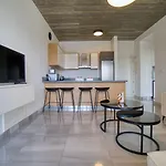 Premier 105 1 Bed Apartment *