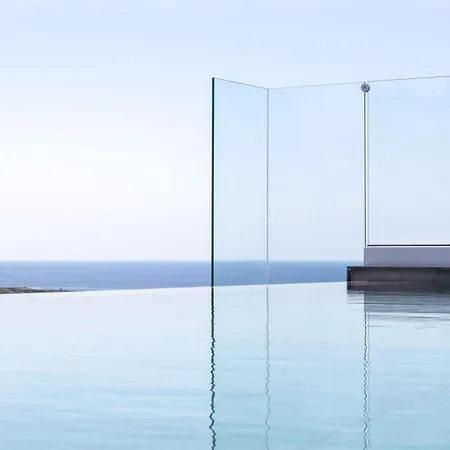 Premier 105 1 Bed Daire *