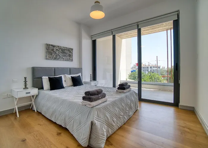 Premier 105 1 Bed Paphos