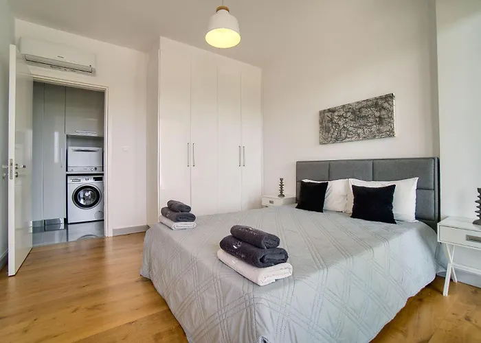 Premier 105 1 Bed Lejlighed